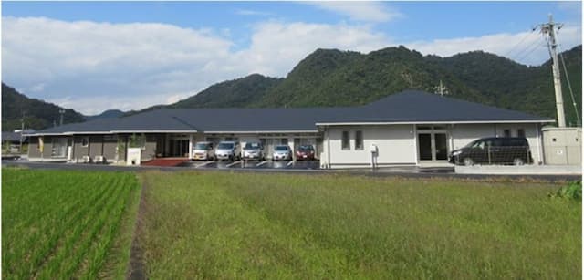 ウィンズタウン大内逢郷