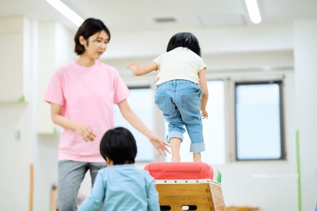 児童デイサービス こもっこ