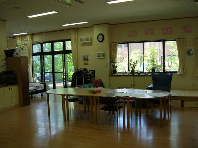 介護老人保健施設辛夷園